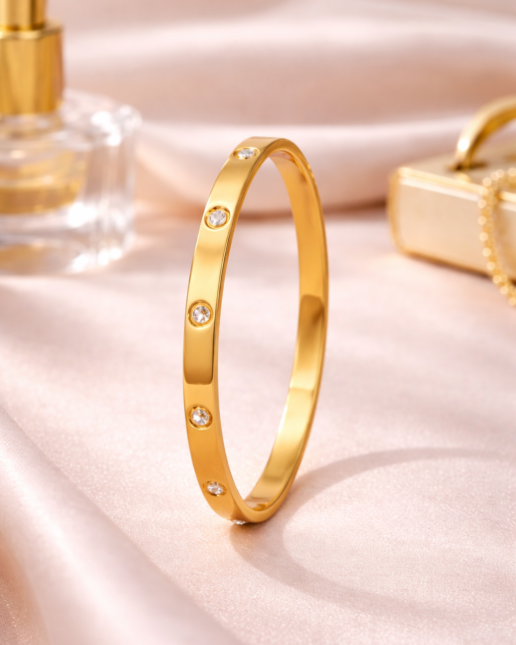 Elegant 18K Gold Plated Rhinestone Detail Bangle Bracelet