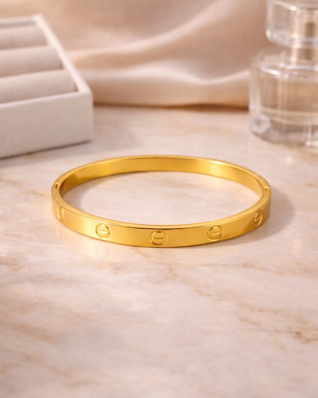 Elegant 18K Gold Plated Screw-Detail Bangle Bracelet