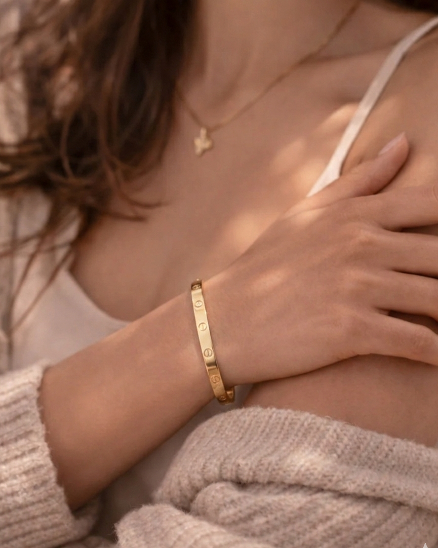 Elegant 18K Gold Plated Screw-Detail Bangle Bracelet